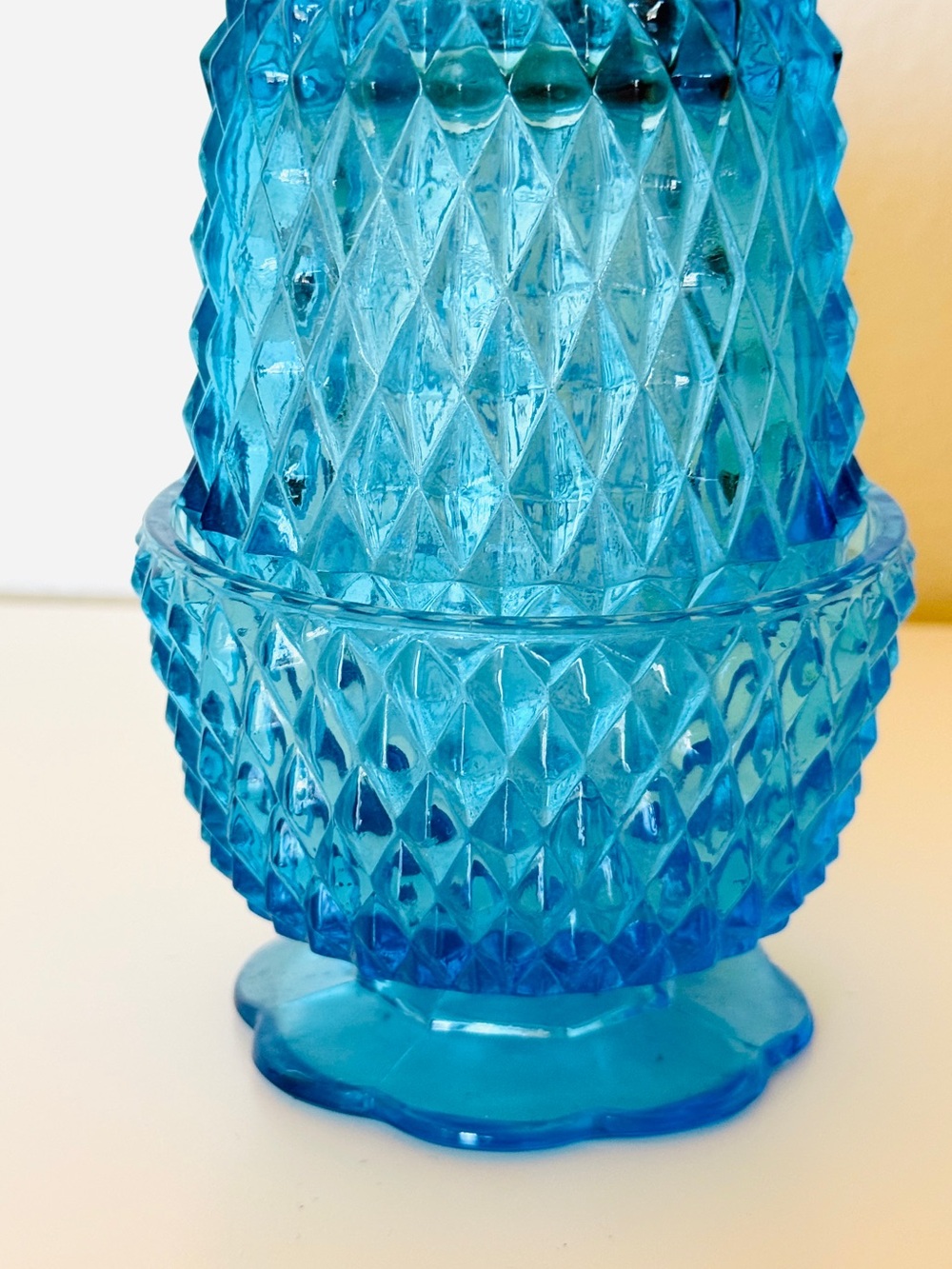 Vintage Indiana Glass Diamond Point Fairy Lamp Ice Blue Kimberlite MCM - Picture 2 of 7